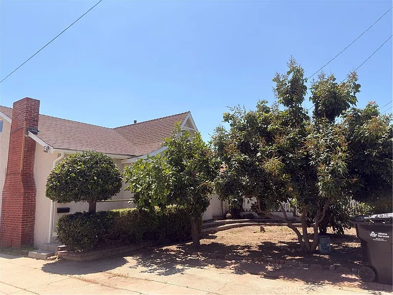 1222 S Gladys Ave #A — Photo 28