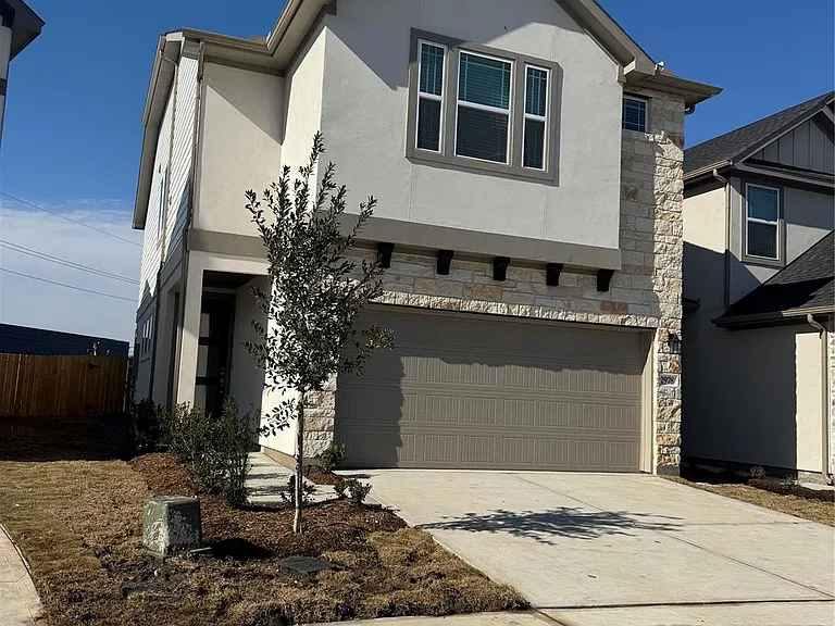 2978 Park Hill Ln — Photo 2