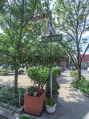 Rented by (Legacy) NY Quality Living Uptown | media 15