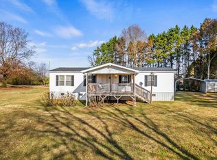 530 Acorn Ln, Westminster, SC 29693