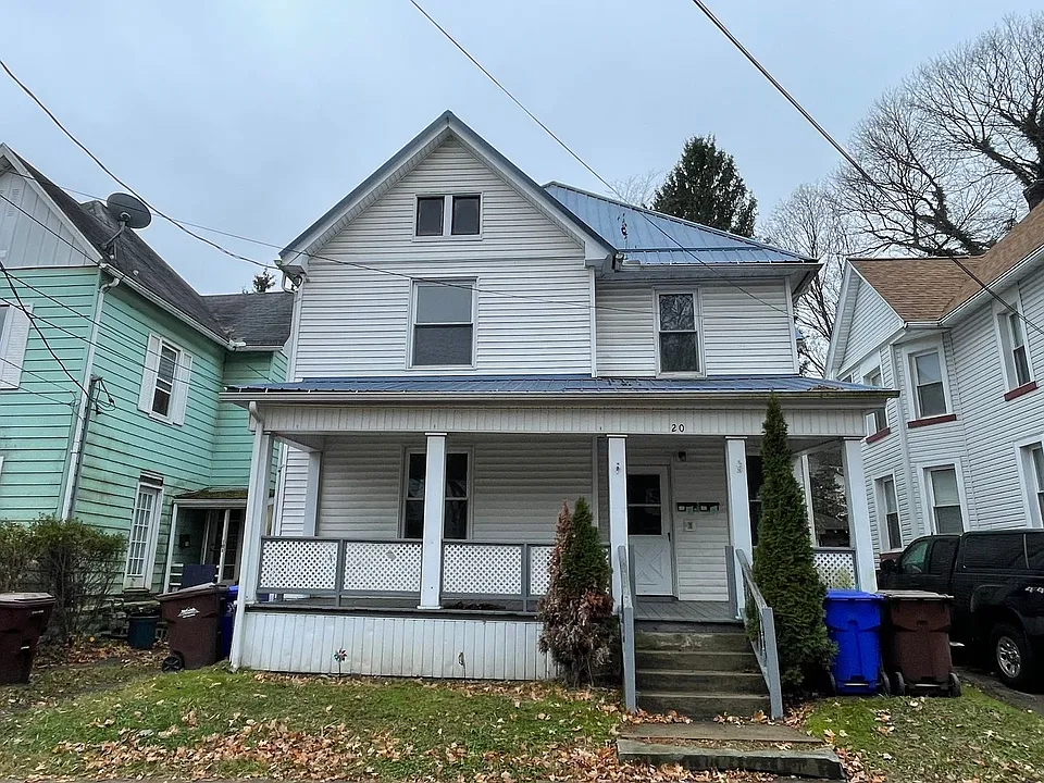 20 Franklin St