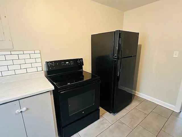 1 bed, $990 — Photo 4