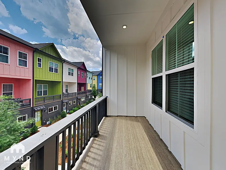 155 Color Cir — Photo 14