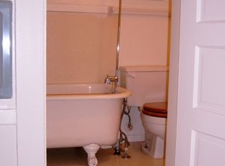 2317 1/2 N 45th St APT 12, Seattle, WA 98103