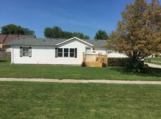 215 Carter St SW, Mitchellville, IA 50169
