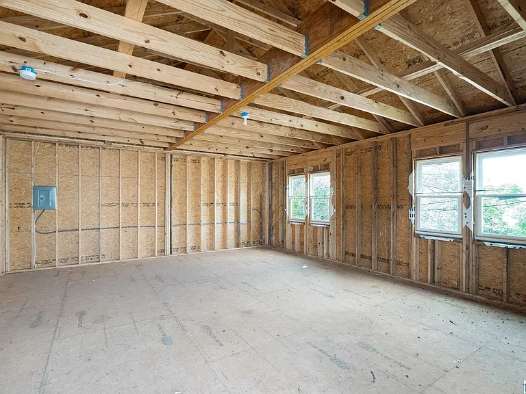 4244 2nd Ave — Photo 34