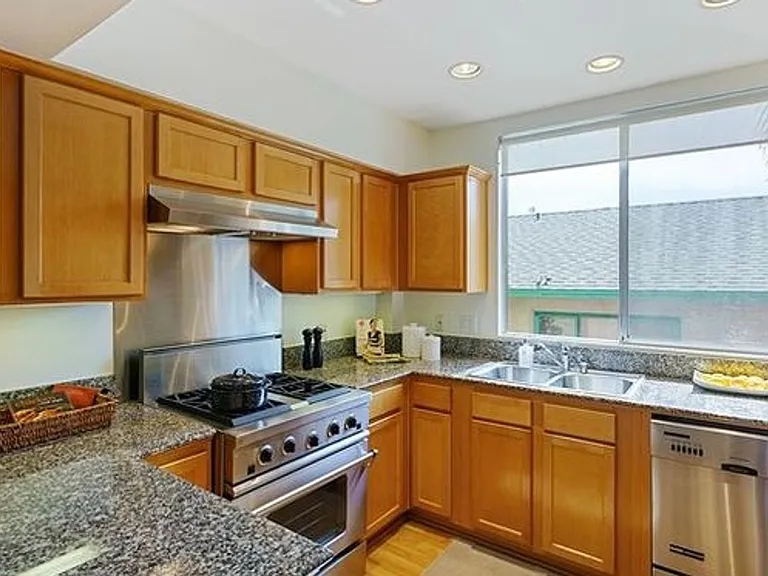 1222 S Westgate Ave #202 — Photo 12
