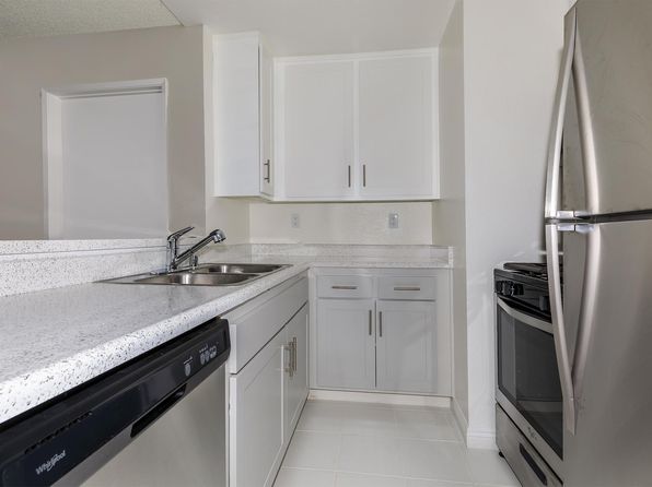 101 Bridewell St #335