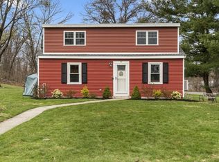 44 E Main St, Southborough, MA 01772
