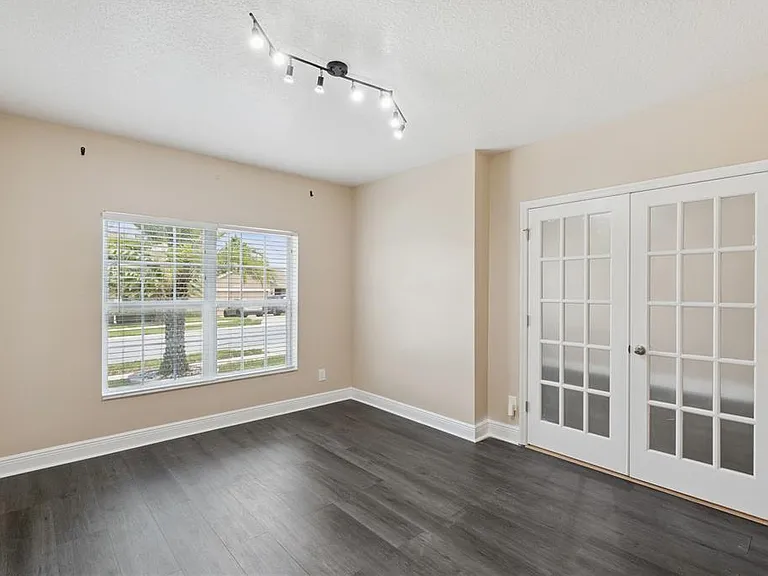 2227 Napone Ln — Photo 5