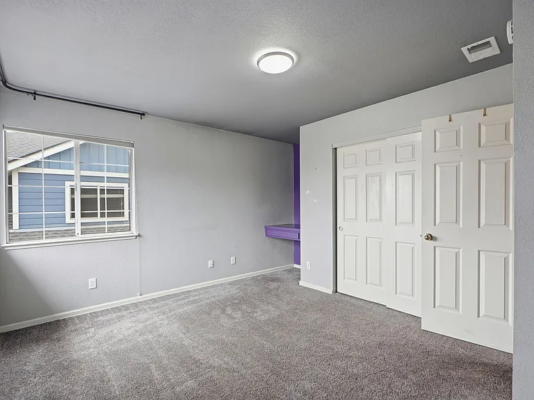 1731 Walnut Creek Dr — Photo 2