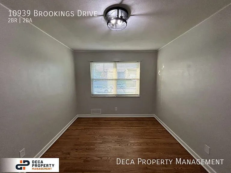 10939 Brookings Dr — Photo 7