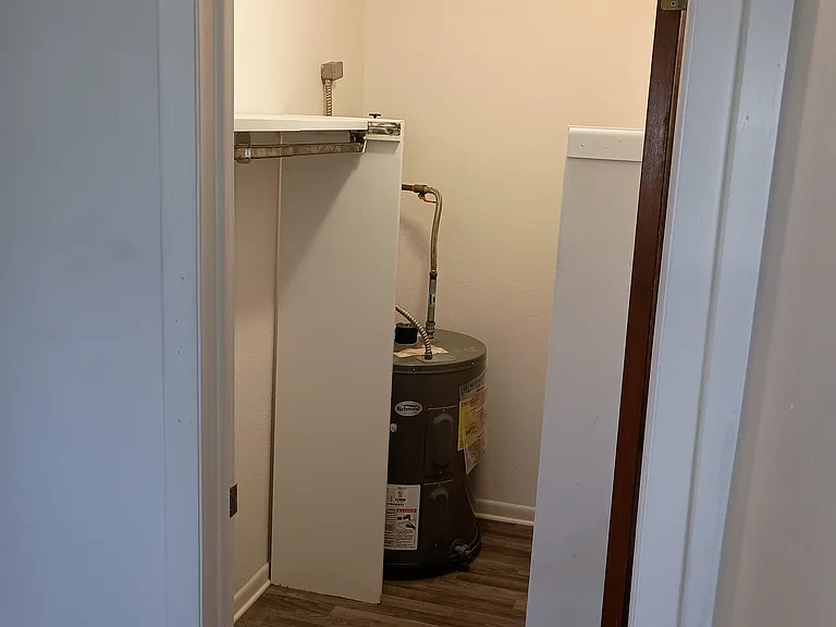 1316 S Beacon Blvd #2 — Photo 8