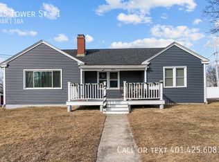 15 Tower St #1, Bristol, RI 02809