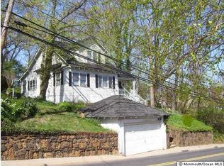 218 Linden Ave, Highlands, NJ 07732