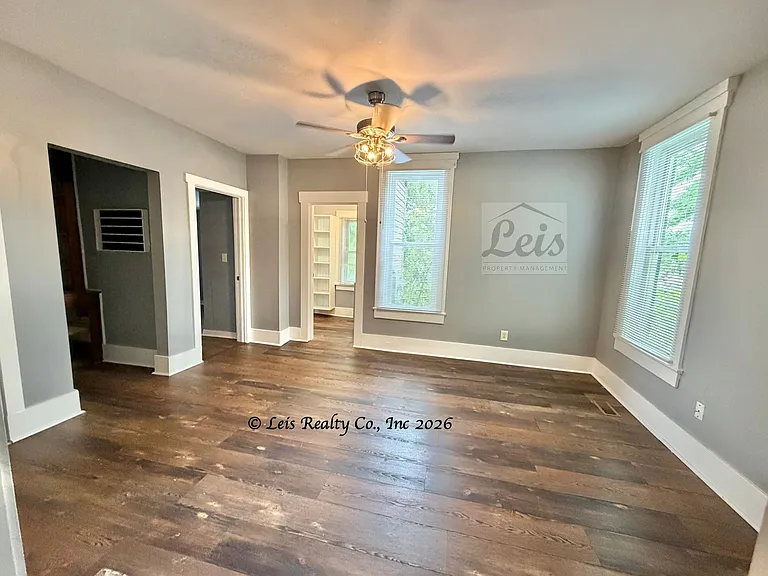 300 E Orchard St — Photo 10