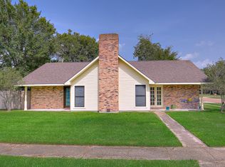 9712 Lawndale Dr, Baton Rouge, LA 70818