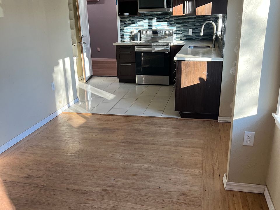 1st image of 216 11th St