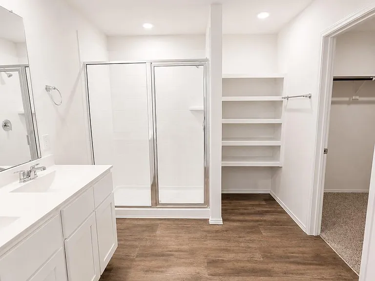 3523 Turnpike Dr — Photo 8