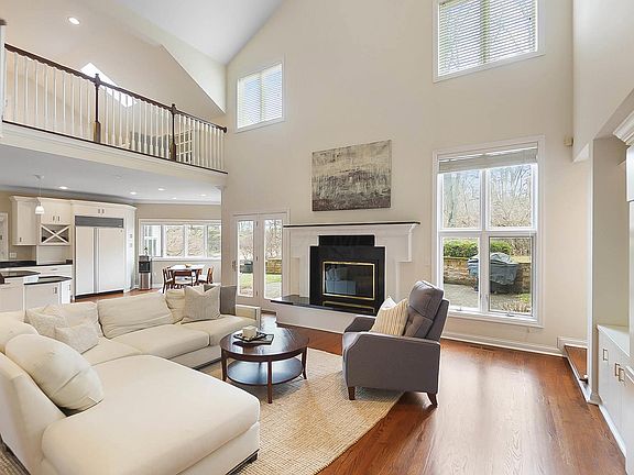 4th image of 5119 Reserve Dr