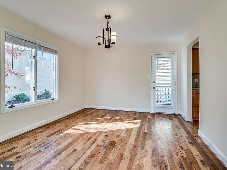 6505 Gretna Green Way — Photo 7