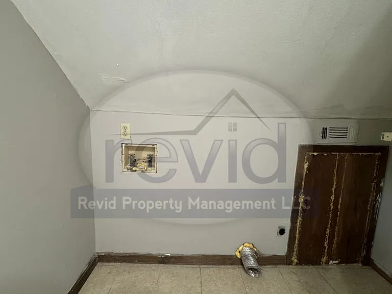 705 S Graham St — Photo 20
