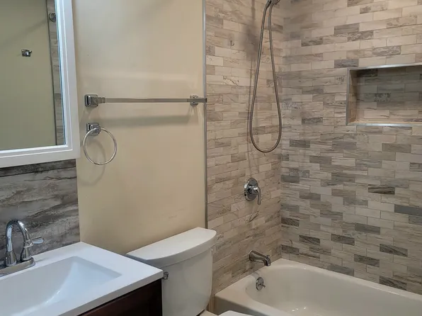 (undisclosed Address), Capitol Heights, MD 20743