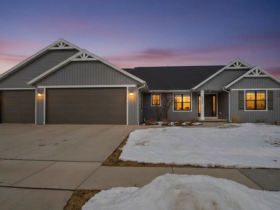 1st image of W5598 Hoelzel Way