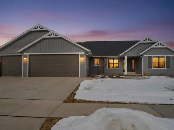 W5598 Hoelzel Way, Appleton, WI 54915