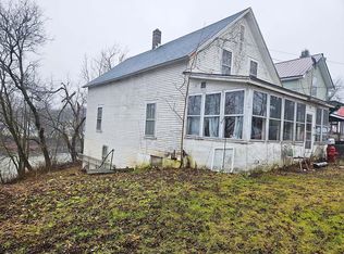 70 Powell St, Richford, VT 05476
