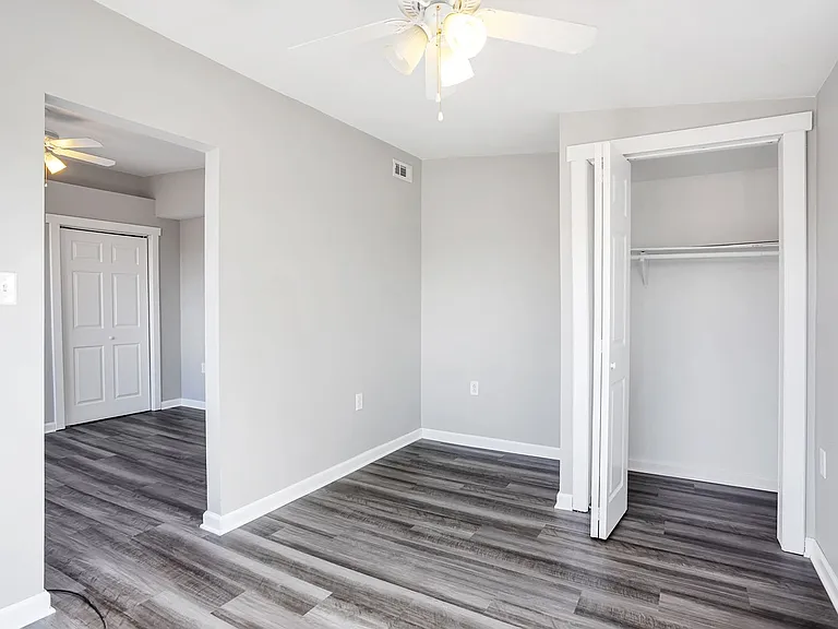 121 Dilworth St — Photo 11