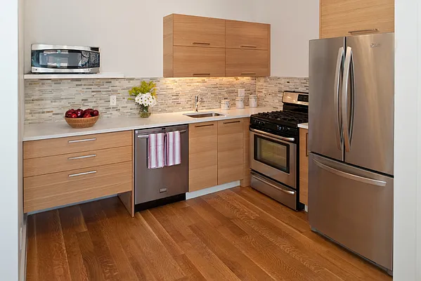 Rented by Halcyon Management Group LLC | media 76