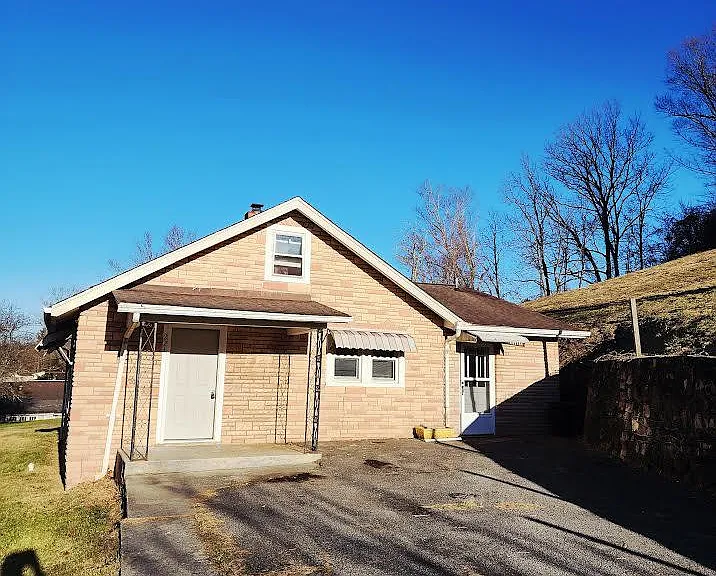 224 Wausau St — Photo 13