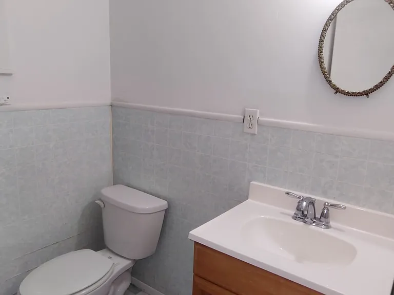 607 W Miller St — Photo 14