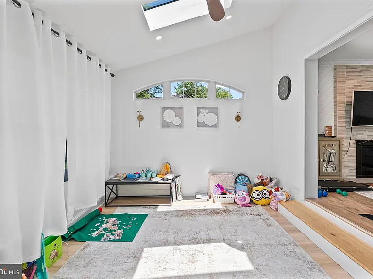 2 Lee Ct — Photo 20