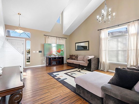 3rd image of 10205 Ventana Oeste Dr NW