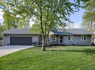 105 E Cedar St, Spring Hill, KS 66083
