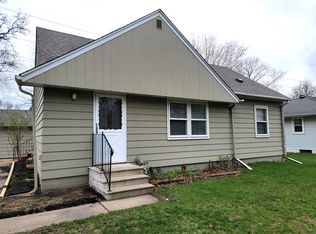 2005 Longview Dr, New Brighton, MN 55112