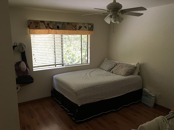 4th image of 245 S Atlantic Blvd APT B