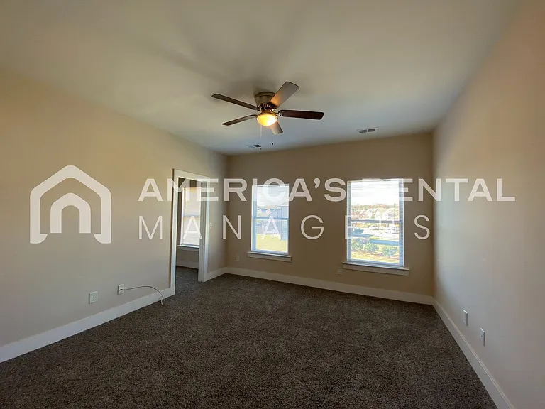 6206 Cathwick Dr — Photo 18