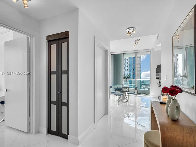 900 Biscayne Blvd #4412 — Photo 6