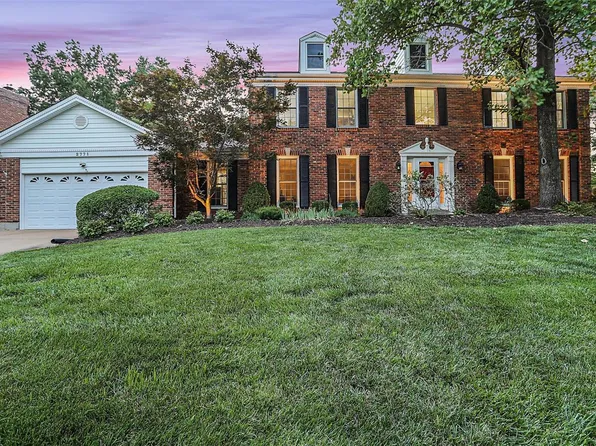 2771 Sun Meadow Dr, Chesterfield, MO 63005