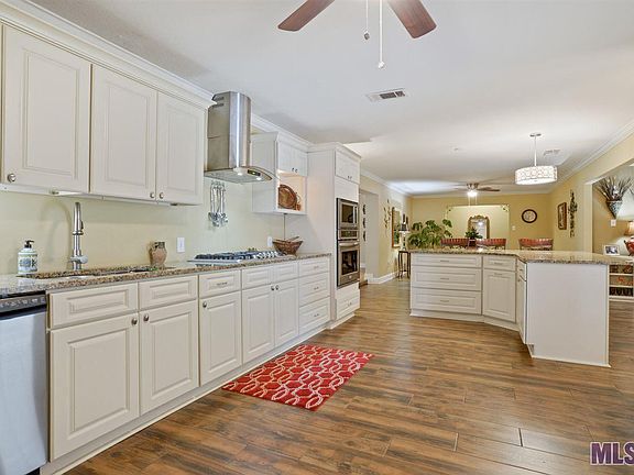 4th image of 17431 Empress Dr