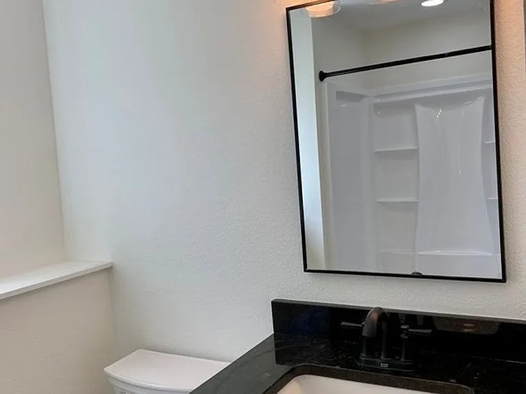 2401 Evergreen Dr — Photo 22