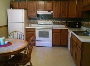 581 Slinger Rd UNIT 4, Slinger, WI 53086