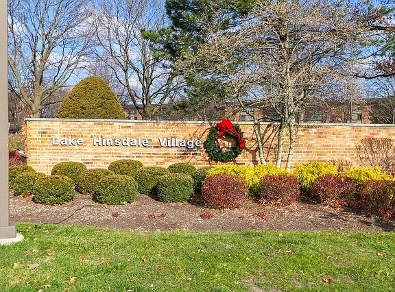 2nd image of 301 Lake Hinsdale Dr APT 310