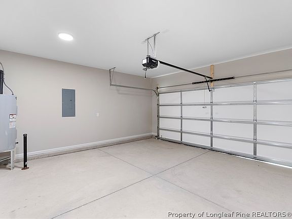 3rd image of 34 Chariot Cir