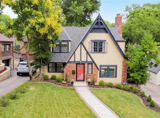 2016 W 50th St, Westwood Hills, KS 66205