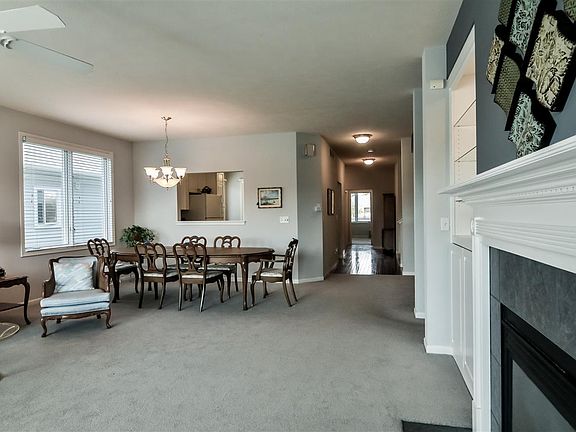 5th image of 313 Armadale Way