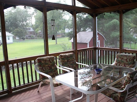 Screened Porch